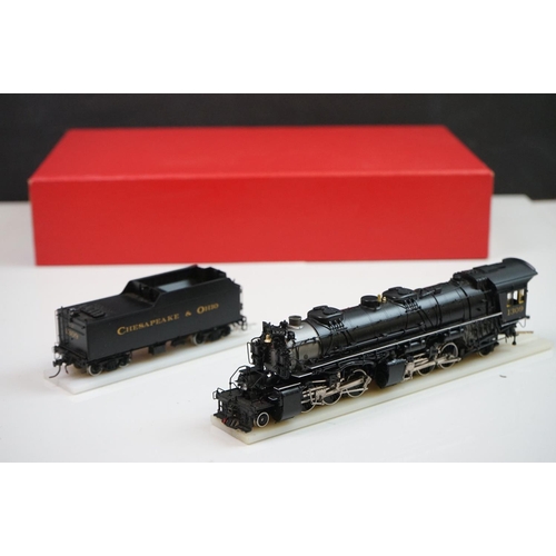 135 - Boxed Key Imports HO gauge C & O 2-6-6-2 Mallet H6 1300 Class w/12RC Tender Bench Mark Super Classic... 