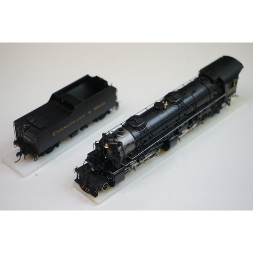 135 - Boxed Key Imports HO gauge C & O 2-6-6-2 Mallet H6 1300 Class w/12RC Tender Bench Mark Super Classic... 