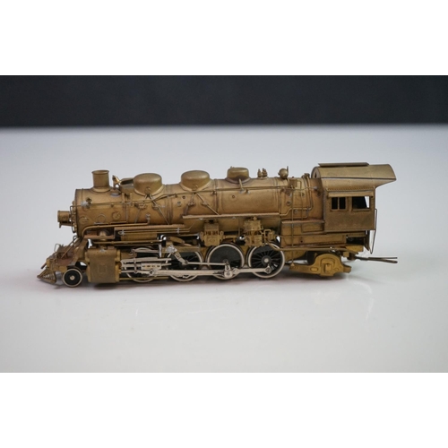 139 - Boxed United Scale Models HO gauge SF 2-8-2 brass locomotive & tender, unpainted, appears vg with so... 