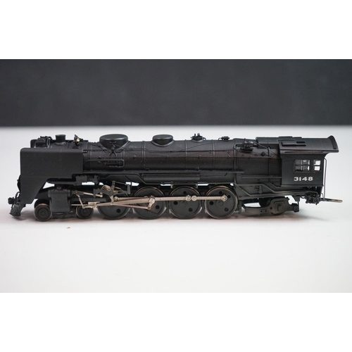 143 - Boxed Key Imports HO gauge NYC L-4b 4-8-2 brass locomotive & tender, by Samhongsa (Korea), painted, ... 