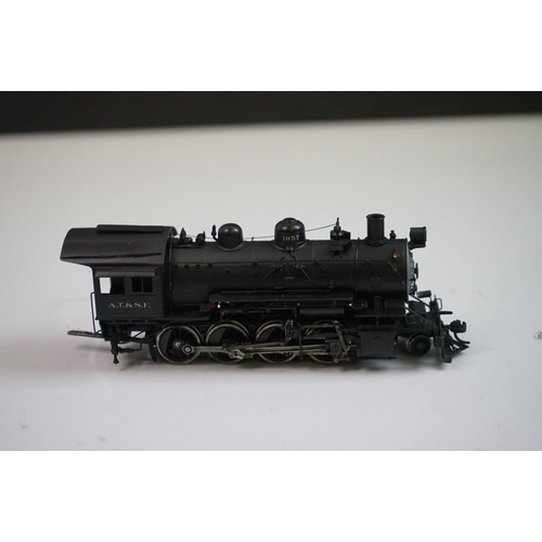 149 - Boxed United Scale Models HO gauge Santa Fe 2-8-0 brass locomotive & tender exclusively for Pacific ... 