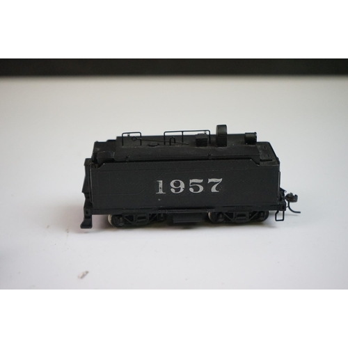 149 - Boxed United Scale Models HO gauge Santa Fe 2-8-0 brass locomotive & tender exclusively for Pacific ... 