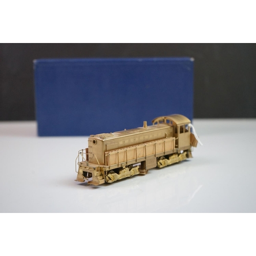 152 - Boxed Alco HO gauge S-1 660 HP Switcher D116 brass locomotive (Japan), unpainted, appearing vg with ... 