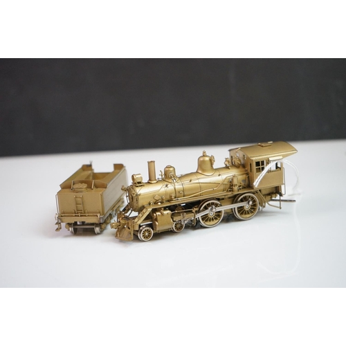 154 - Boxed Alco HO gauge MA & PA 4-4-0 American S-121 brass locomotive (Japan), unpainted, appearing vg w... 