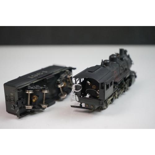 157 - Boxed United Scale Models HO gauge Santa Fe 2-8-0 brass locomotive & tender exclusively for Pacific ... 