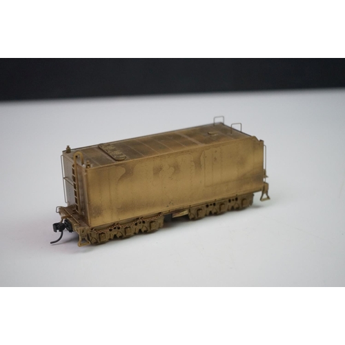 160 - Boxed United Scale Models HO gauge Western Pacific 2-8-2 brass locomotive exclusively for Pacific Fa... 