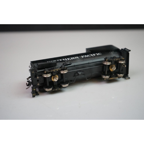 163 - Boxed Key imports HO gauge C-8 #2733 Southern Lines Pacific 2-8-0 Consolidation brass locomotive ten... 