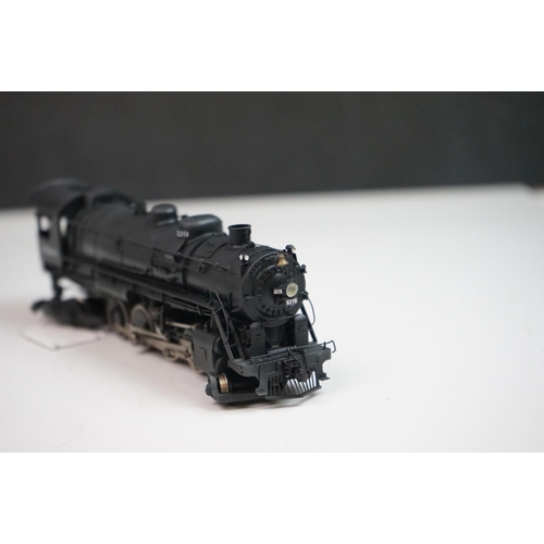 168 - Boxed Hallmark Models INC HO gauge SLSF 2-8-2 brass locomotive & tender by Dong Jin (Korea), painted... 