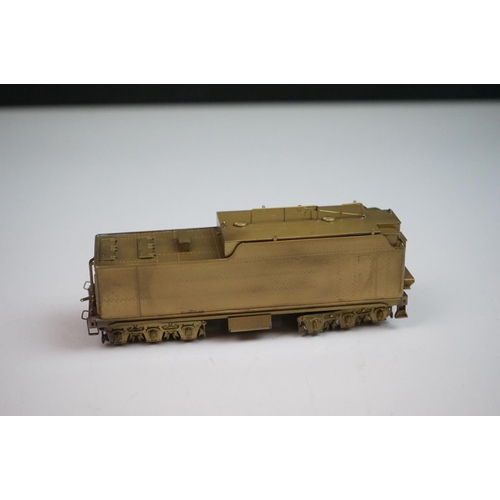 177 - Boxed United Scale Models HO gauge Santa Fe 2-8-4 brass locomotive exclusively for Pacific Fast Mail... 