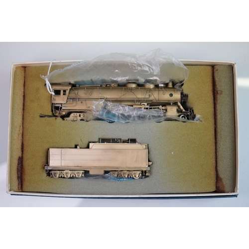 177 - Boxed United Scale Models HO gauge Santa Fe 2-8-4 brass locomotive exclusively for Pacific Fast Mail... 