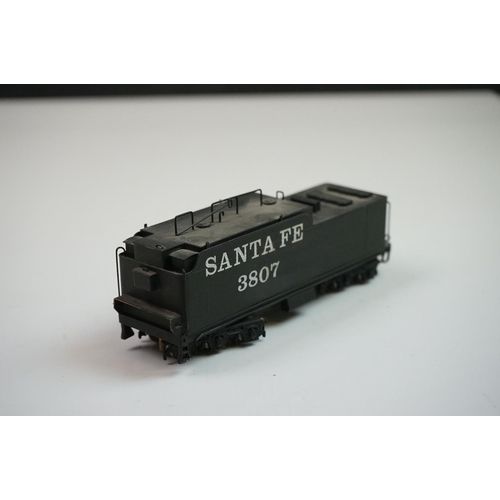 188 - Boxed United Scale Models HO gauge Santa Fe 2-10-2 brass locomotive & tender exclusively for Pacific... 