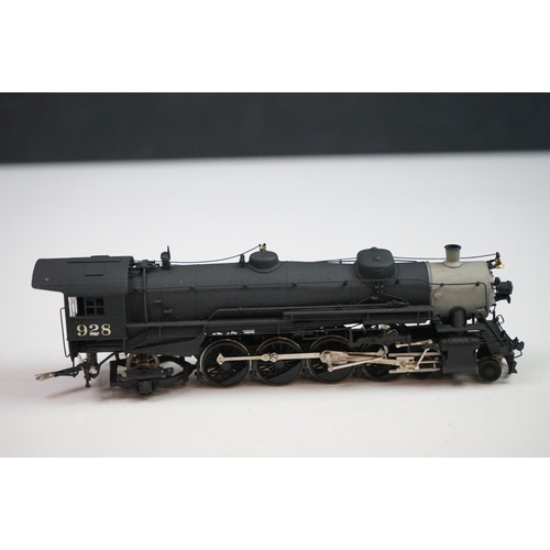 193 - Boxed Sunset Models Inc HO gauge USAR Light 4-8-2 brass locomotive & tender (Korea), painted, appear... 