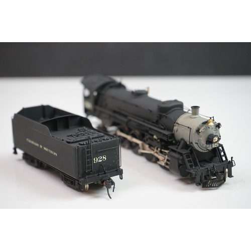 193 - Boxed Sunset Models Inc HO gauge USAR Light 4-8-2 brass locomotive & tender (Korea), painted, appear... 