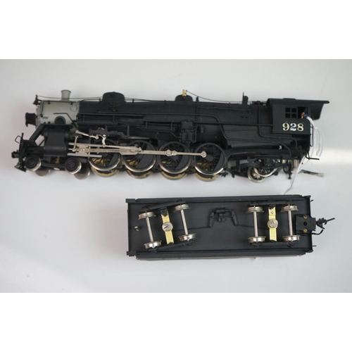 193 - Boxed Sunset Models Inc HO gauge USAR Light 4-8-2 brass locomotive & tender (Korea), painted, appear... 