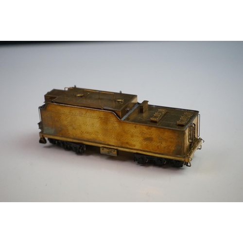 197 - Boxed Northwest Short Line HO gauge AT & SF 2-10-2 brass locomotive & tender by Toby (Japan), unpain... 