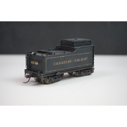 199 - Boxed United Scale Models HO gauge CPR 4-6-2 Canadian Pacific Rail brass locomotive & tender, made i... 