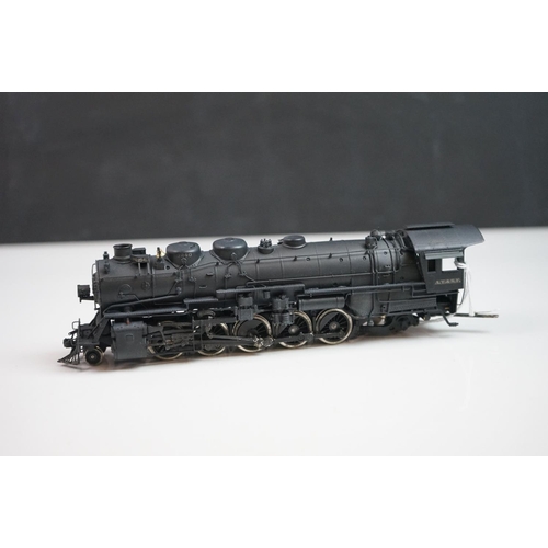 201 - Boxed United Scale Models HO gauge Santa Fe 2-10-2 brass locomotive, painted, exclusively for Pacifi... 