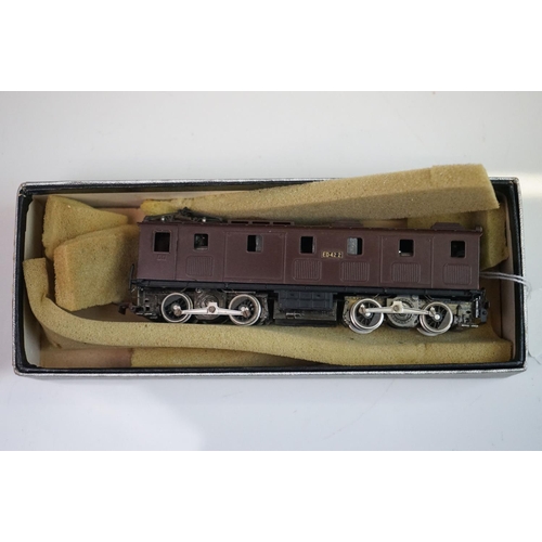 203 - Boxed Tenshodo HO gauge No 476 ED42 '2' brass locomotive (Japan), painted, appearing excellent, gd b... 