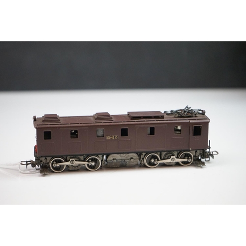 204 - Boxed Tenshodo HO gauge No 476 ED42 -10 brass locomotive (Japan), painted, appearing excellent, gd b... 