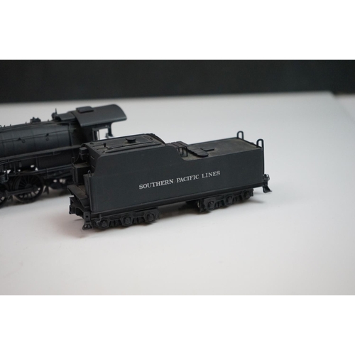 207 - Boxed Alco HO gauge Southern Pacific Lines 4389 4-8-2 ROK-AM brass locomotive & tender, painted, app... 