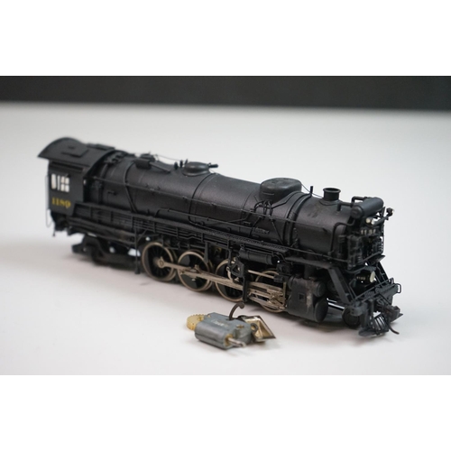 212 - Boxed Hallmark Models INC HO gauge Chesapeake & Ohio K-2 2-8-2 1189 brass locomotive & tender, made ... 