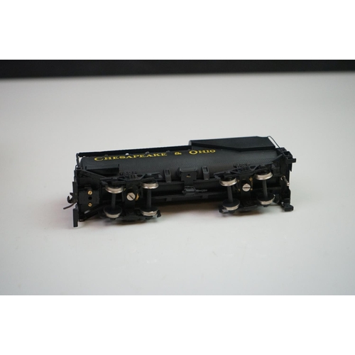 212 - Boxed Hallmark Models INC HO gauge Chesapeake & Ohio K-2 2-8-2 1189 brass locomotive & tender, made ... 