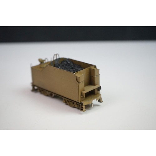 213 - Boxed Hallmark Models INC HO gauge ICRR 2-8-0 brass locomotive & tender, made in Korea by DongJin, m... 