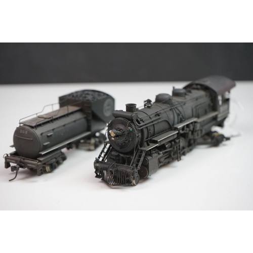 214 - Boxed Northwest Short Line HO gauge D&IR 2-8-2 (309) brass locomotive & tender, made in Japan, model... 