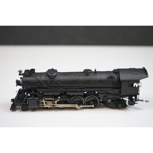 221 - Boxed Overland Models INC HO gauge Monon J-3 2-8-2 (560-565) brass locomotive & tender made in Korea... 