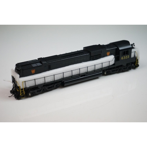 236 - Boxed Oriental Limited HO gauge ALCO C-630 3000HP Low Hood brass locomotive, painted, made in Korea ... 