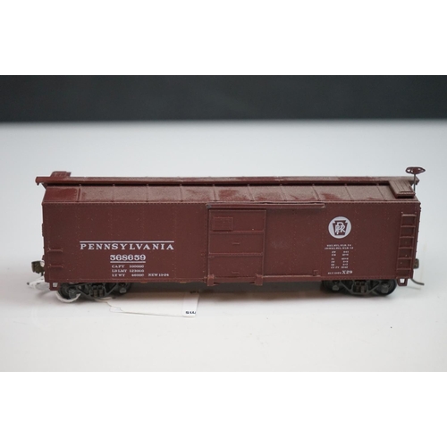 265 - Three boxed Overland Models HO gauge brass items of rolling stock to include PRR X-28a Boxcar (paint... 