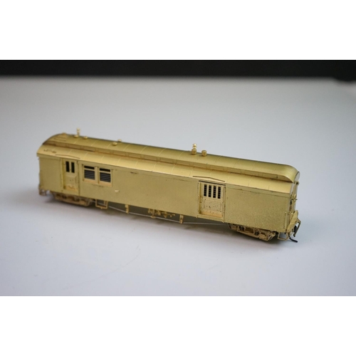 266 - Two boxed Overland Models HO gauge brass items of rolling stock to include C&S Baggage Mail Car (unp... 