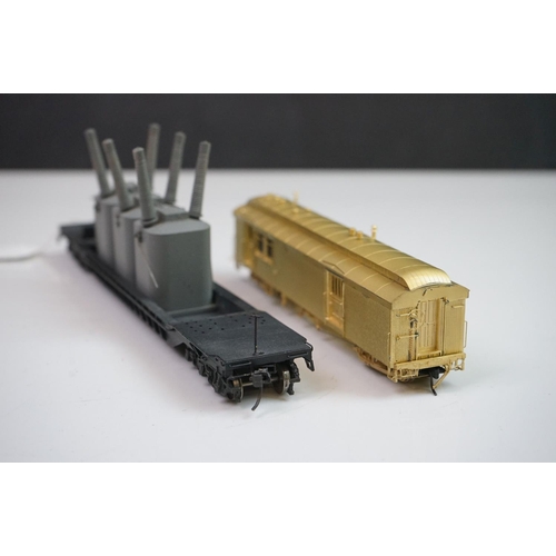 266 - Two boxed Overland Models HO gauge brass items of rolling stock to include C&S Baggage Mail Car (unp... 