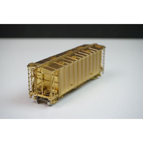 268 - Four boxed Overland Models HO gauge brass items of rolling stock to include Ma & Pa Caboose no 2002 ... 