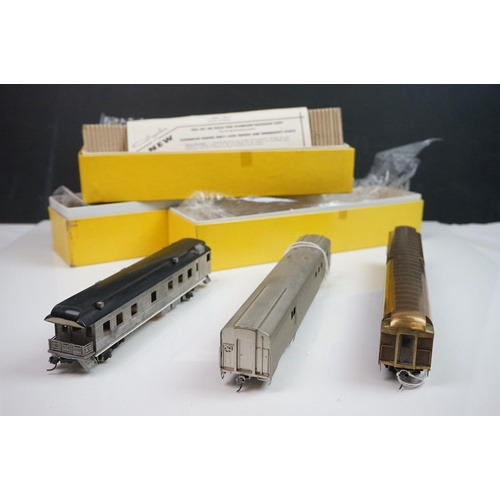 269 - Three boxed E Suydam & Co HO Railroad Equipment Baggage Car brass models to include 2 x RR-7 (one pa... 