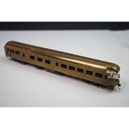 272 - Three boxed E Suydam & Co HO Railroad Equipment items of brass rolling stock to include RR-9 Lounge-... 