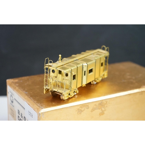 274 - Four boxed Oriental Limited HO gauge item of brass rolling stock to include B&O I-5ba Caboose made b... 