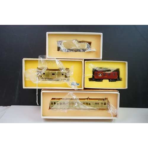 274 - Four boxed Oriental Limited HO gauge item of brass rolling stock to include B&O I-5ba Caboose made b... 