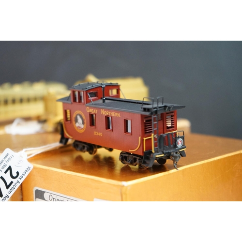 274 - Four boxed Oriental Limited HO gauge item of brass rolling stock to include B&O I-5ba Caboose made b... 