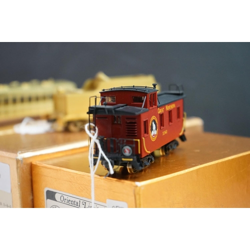 274 - Four boxed Oriental Limited HO gauge item of brass rolling stock to include B&O I-5ba Caboose made b... 