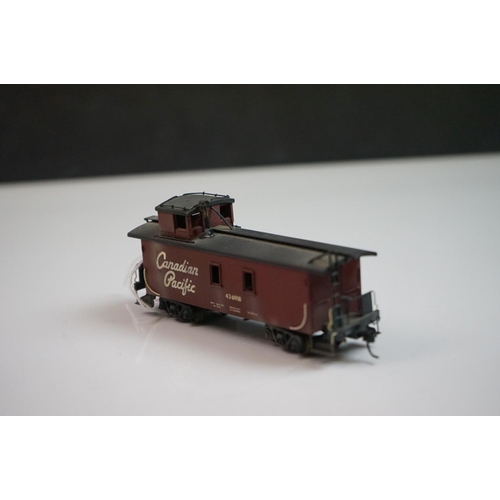 276 - Three boxed HO gauge brass Caboose models to include 2 x CNR Modern Caboose (one painted, one unpain... 