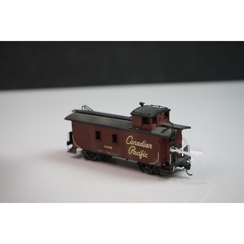 276 - Three boxed HO gauge brass Caboose models to include 2 x CNR Modern Caboose (one painted, one unpain... 