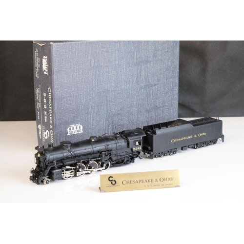 28 - Boxed United Scale Models HO gauge Chesapeake & Ohio 2-8-2 K3a locomotive with tender exclusive for ... 