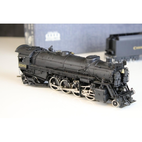 28 - Boxed United Scale Models HO gauge Chesapeake & Ohio 2-8-2 K3a locomotive with tender exclusive for ... 