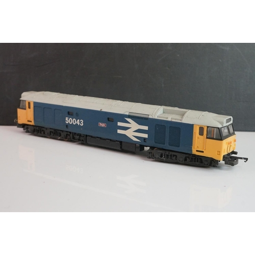 323 - Seven OO gauge locomotives to include 2 x Hornby, 2 x Lima, 2 x Triang and Bachmann