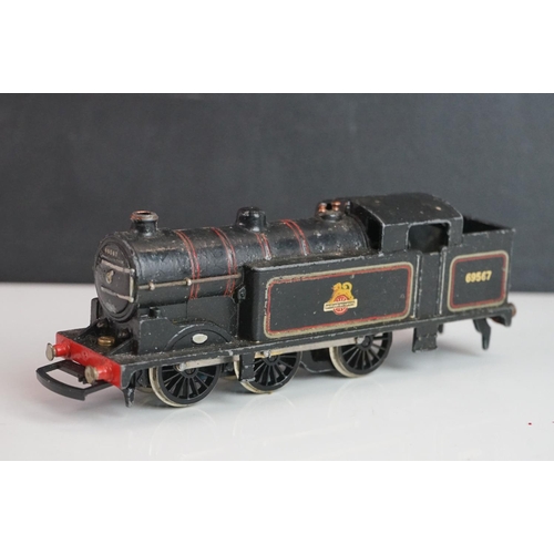 326 - Six Triang & Hornby OO gauge locomotives plus a Hornby Dublo EDL17 missing back bogies