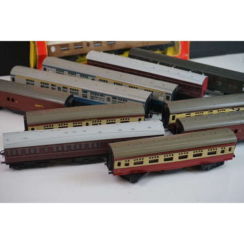 330 - Three boxed Triang Hornby OO gauge coaches (tatty boxes) plus 10 x items of OO gauge rolling stock t... 