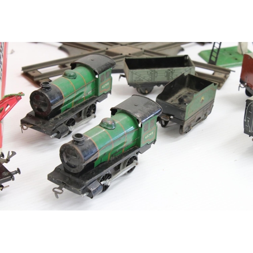 335 - O gauge Hornby model railway to include 2 x 0-4-0 45746 Locomotives (one with tender), 4 x itewms of... 