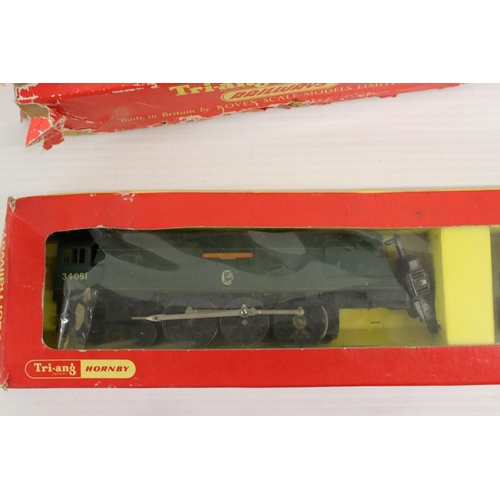 344 - Two Triang OO gauge locomotives to include R53 4-6-2 Princess Loco in green livery (shell loose) and... 