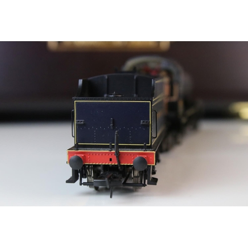 351 - Bachmann OO gauge SDJR 88 2-8-0 locomotive & tender contained within wooden Bachmann case